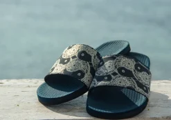 Boardies Apparel Yin Yang Slides